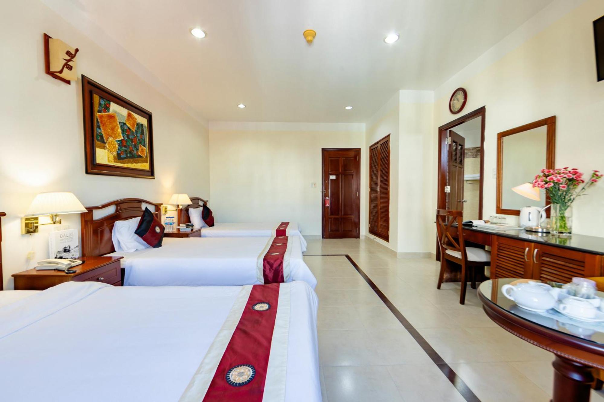 Hung Phong Hotel - Near Dalat Night Market Exterior foto